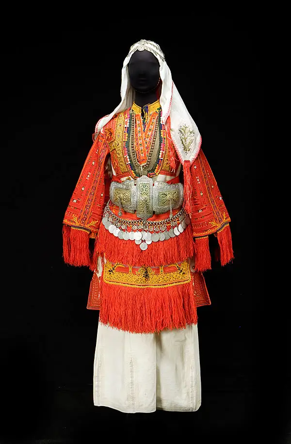 textile-wardrobe Traditional dress with red embroidered jacket with fringe, ornate silver belt with coins and white headscarf
